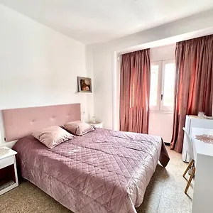 Escondite Con Terraza Compartida En La Azotea Pensión